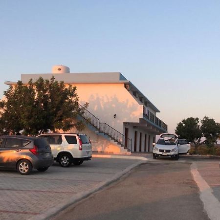 Karpaz Sunset Hotel Rizokarpaso ภายนอก รูปภาพ